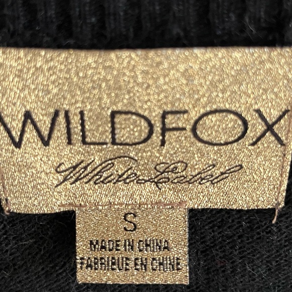 Wildfox White Label Super Lightweight Black Sweater with Gold Sequins - Picture 3 of 3